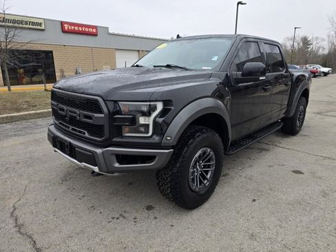 Used 2019 Ford F150 Raptor w/ Equipment Group 802A Luxury image 8