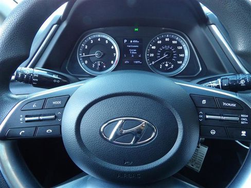 Used 2022 Hyundai Sonata SE image 22