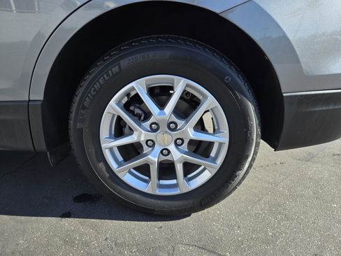 Used 2023 Chevrolet Equinox LS w/ LS Convenience Package image 34