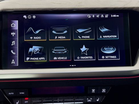 Used 2023 Audi Q4 e-tron Premium Plus w/ Premium Plus image 15