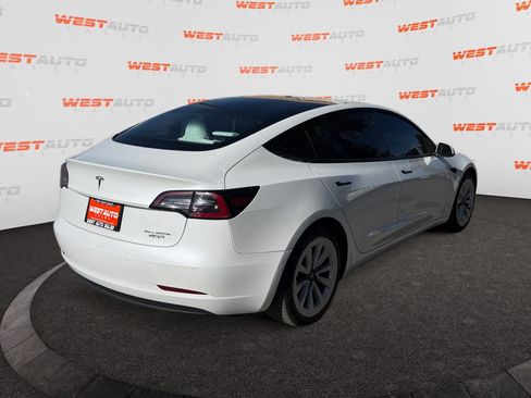 Used 2022 Tesla Model 3 Long Range AWD/4WD image 5