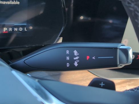 New 2026 Chevrolet Suburban High Country w/ LPO, Illumination Package image 18