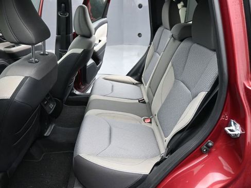 Used 2025 Subaru Forester Premium image 13