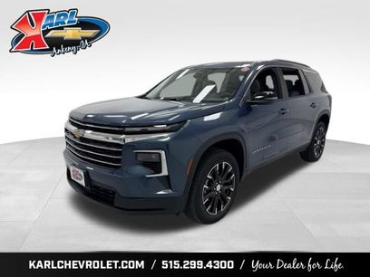 Certified 2025 Chevrolet Traverse LT w/ Sun and Wheel Package