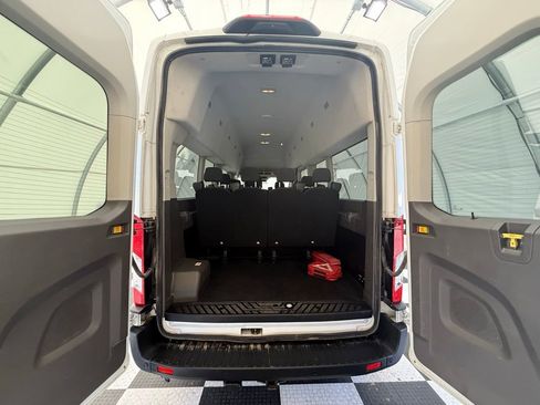 Used 2020 Ford Transit 350 XLT image 4