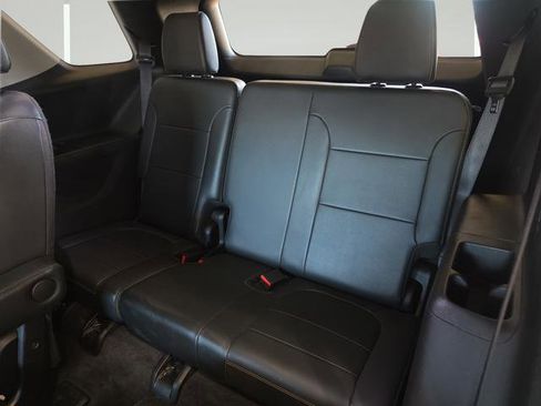 Used 2019 Chevrolet Traverse Premier w/ Redline Edition AWD/4WD image 28