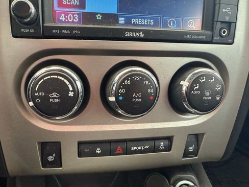 Used 2013 Dodge Challenger SRT8 w/ Harman Kardon Audio Group image 18