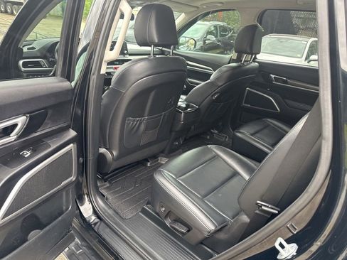 Used 2020 Kia Telluride S AWD/4WD image 22