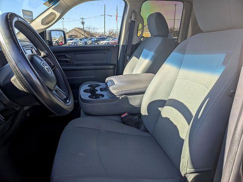 Used 2018 RAM 1500 Express image 11