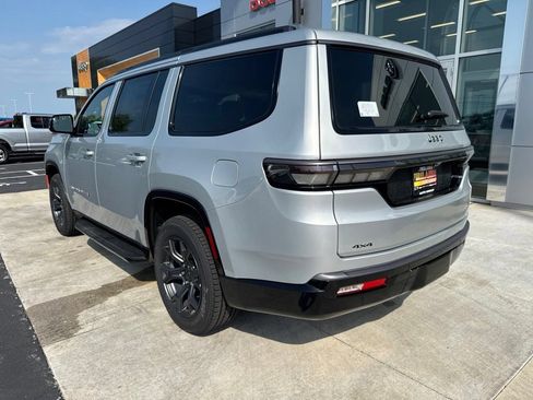 New 2026 Jeep Grand Wagoneer Limited w/ HD Trailer Tow Package AWD/4WD image 4