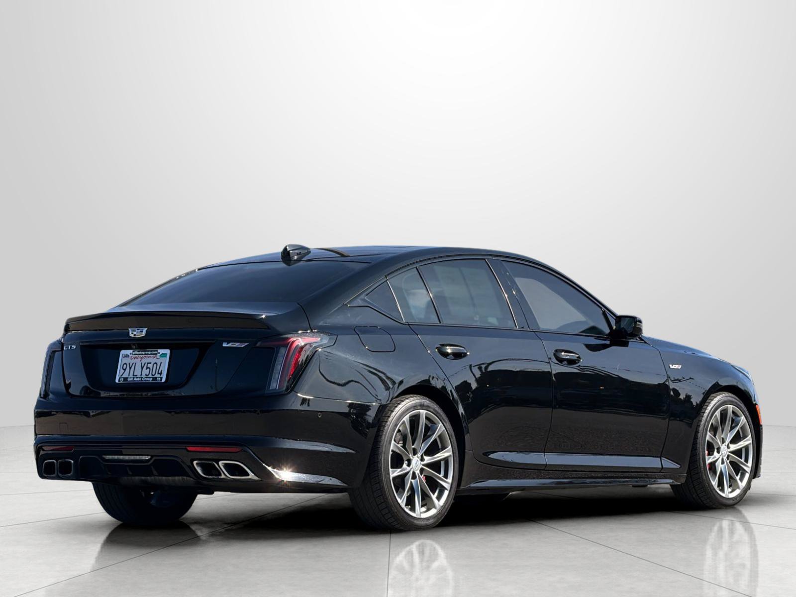 Used 2021 Cadillac CT5 V w/ Platinum Package RWD image 3