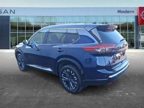 Certified 2024 Nissan Rogue Platinum w/ Platinum Premium Package FWD image 6
