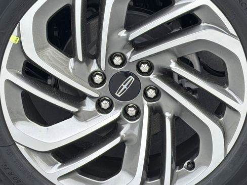 New 2026 Lincoln Navigator L Reserve AWD/4WD image 5