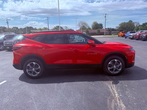 Used 2023 Chevrolet Blazer LT image 7