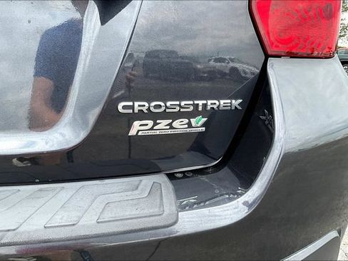 Used 2016 Subaru Crosstrek 2.0i Premium AWD/4WD image 22