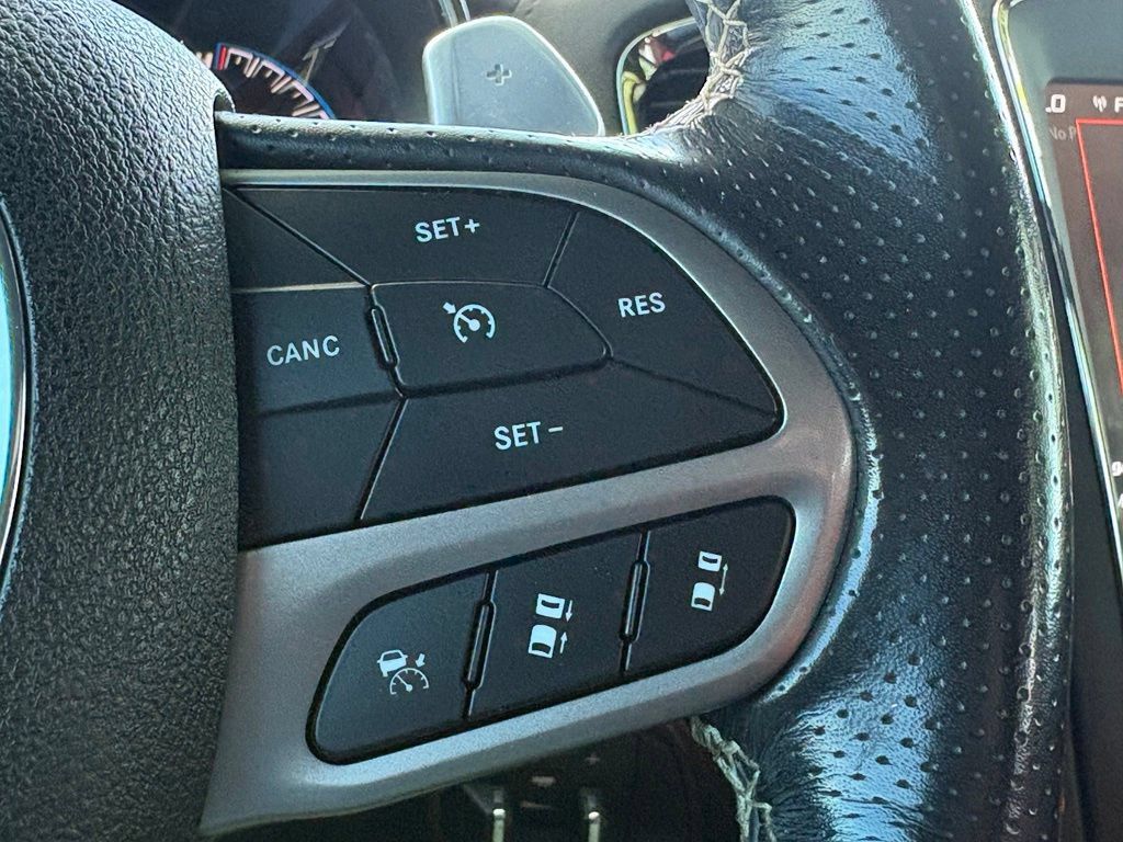 Used 2020 Dodge Durango SRT w/ SRT Interior Appearance Group AWD/4WD image 18