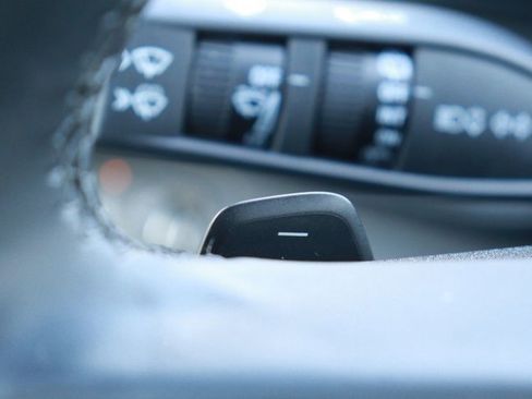 Used 2025 Chevrolet Equinox LT image 20