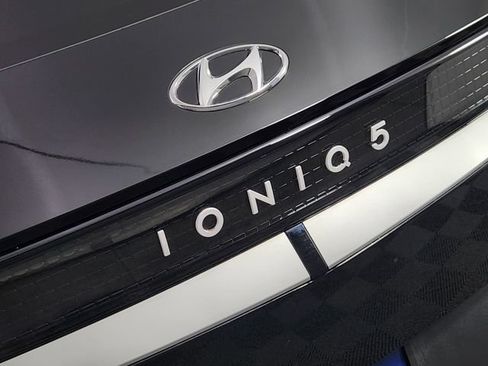 Certified 2024 Hyundai Ioniq 5 SE AWD/4WD image 9
