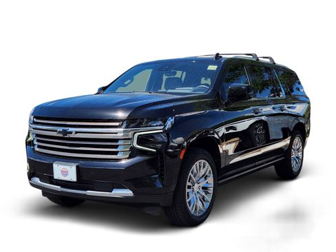 Used 2023 Chevrolet Suburban High Country AWD/4WD image 6