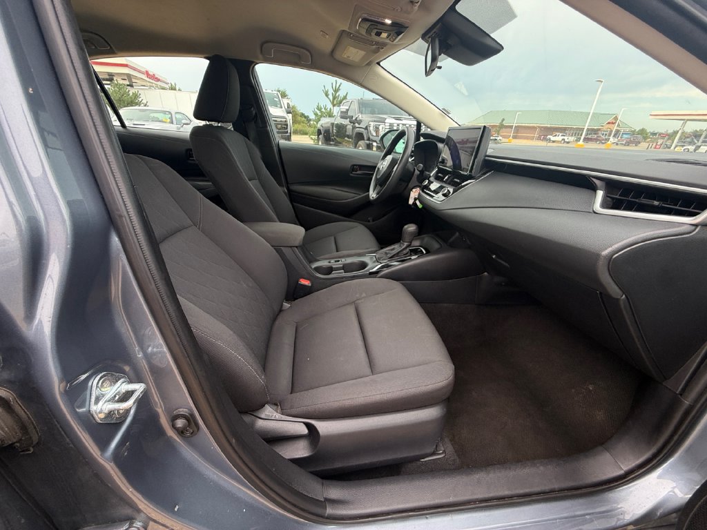 Used 2024 Toyota Corolla LE FWD image 40