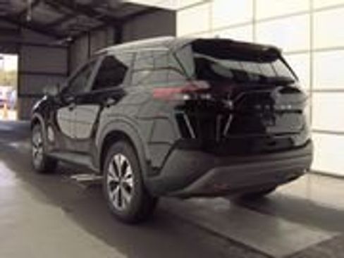 Used 2023 Nissan Rogue SV w/ SV Premium B Package FWD image 5