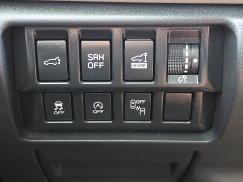 Used 2023 Subaru Forester Limited AWD/4WD image 13