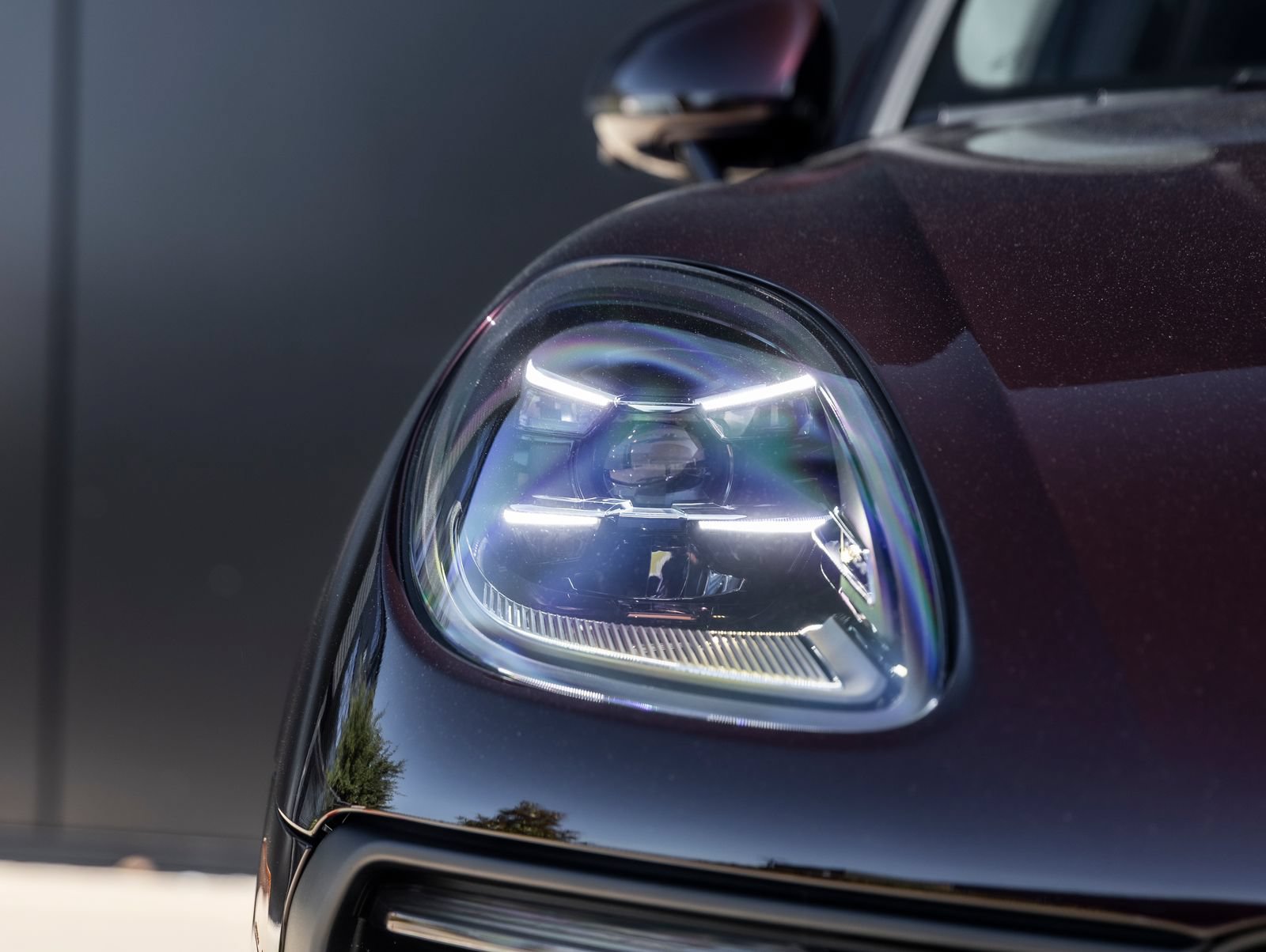 Certified 2026 Porsche Macan AWD/4WD image 18