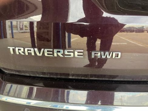 Used 2018 Chevrolet Traverse Premier AWD/4WD image 11
