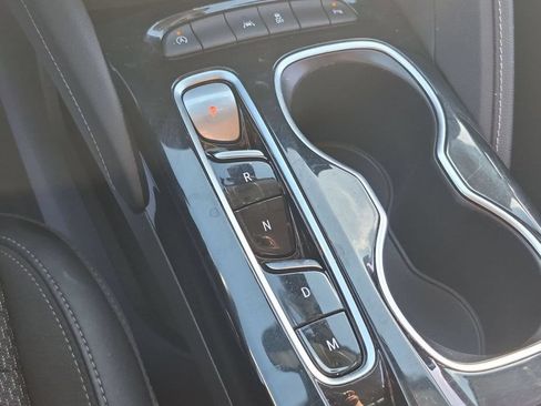 Certified 2021 Buick Envision Preferred FWD image 31