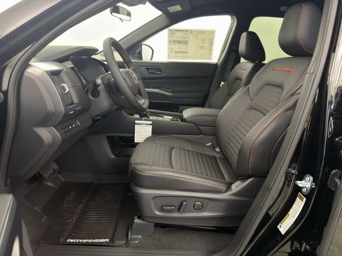 New 2026 Nissan Pathfinder Rock Creek image 14