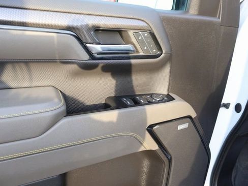 Certified 2024 Chevrolet Silverado 1500 ZR2 AWD/4WD image 29