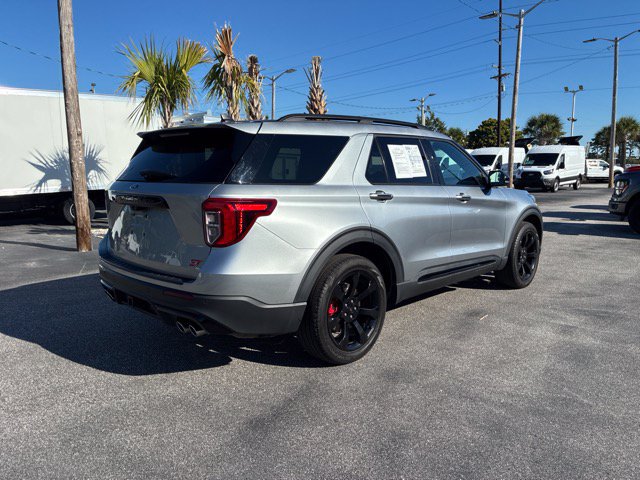 Certified 2024 Ford Explorer ST w/ Equipment Group 401A AWD/4WD image 3