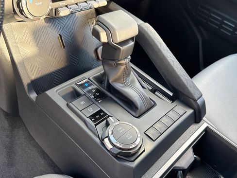 New 2025 Toyota Tacoma SR5 image 27