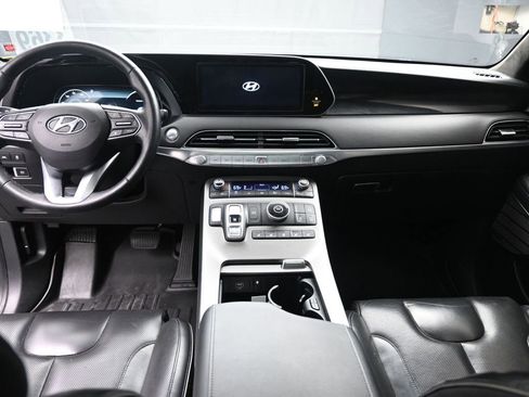 Used 2022 Hyundai Palisade Calligraphy image 9