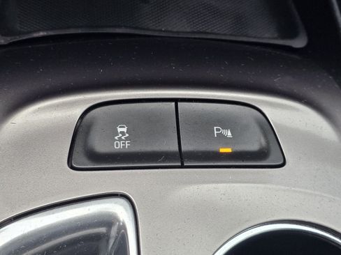 Used 2021 Chevrolet Malibu LS FWD image 21