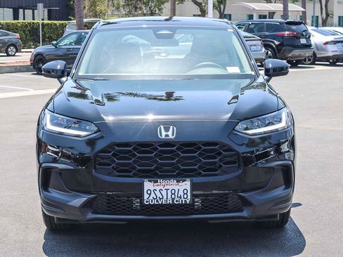 Used 2025 Honda HR-V LX image 2