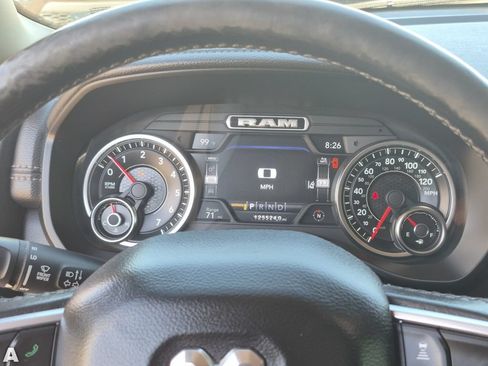 Used 2019 RAM 1500 Laramie AWD/4WD image 25