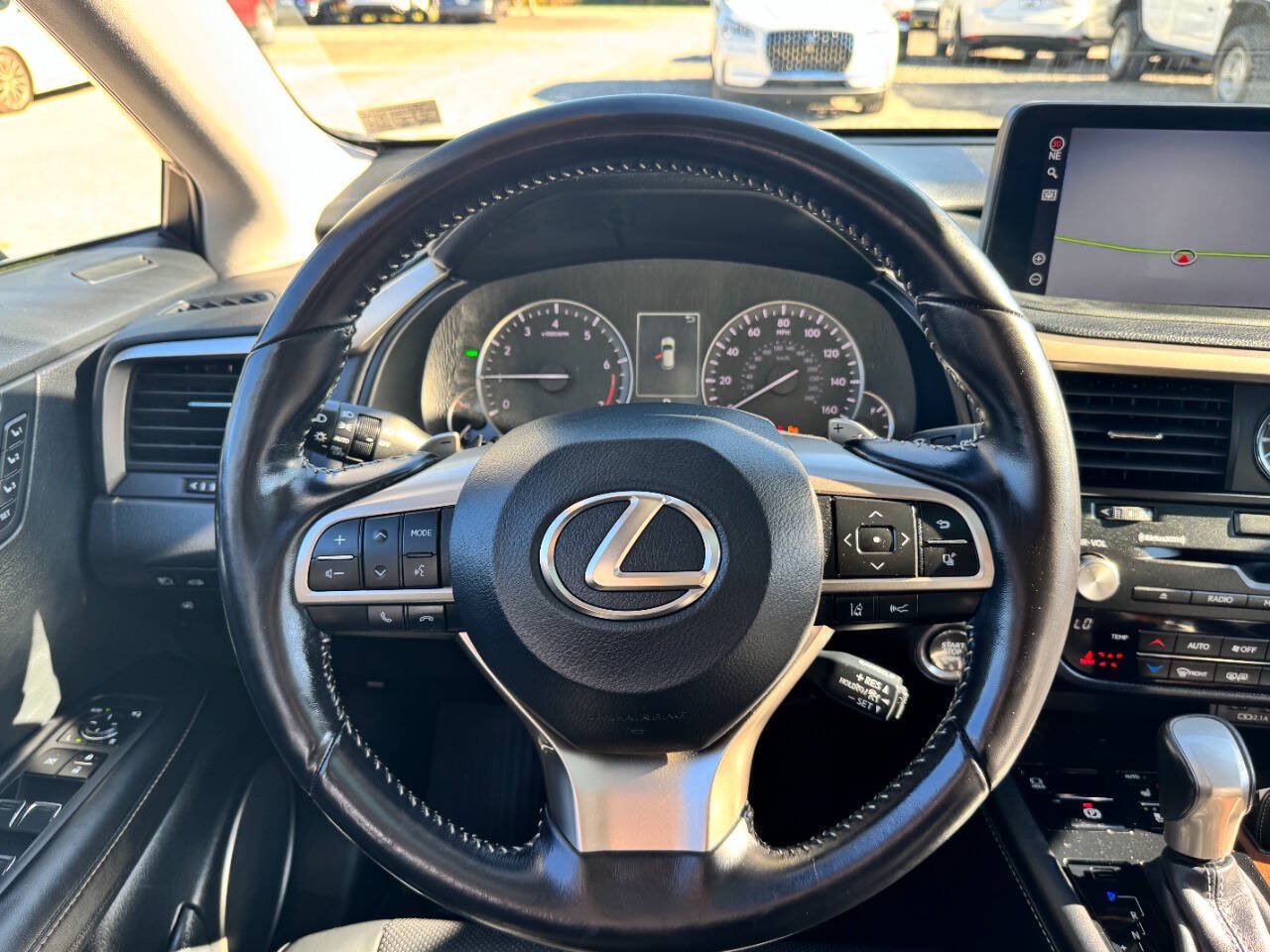 Used 2022 Lexus RX 350L Premium w/ Premium Package AWD/4WD image 32