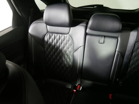 Used 2022 Genesis GV70 3.5T Sport w/ Sport Advanced Package image 12