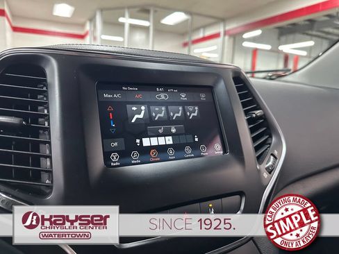Used 2021 Jeep Cherokee Latitude Lux AWD/4WD image 21