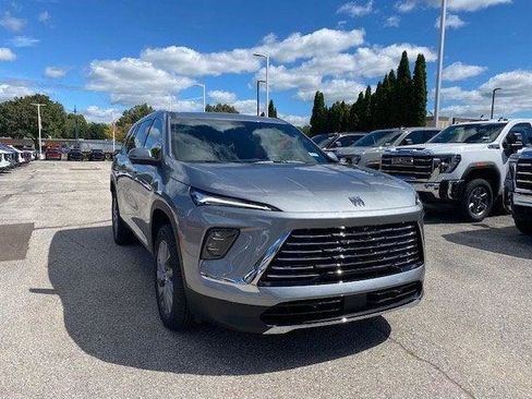 New 2026 Buick Enclave Preferred w/ Power Package image 9