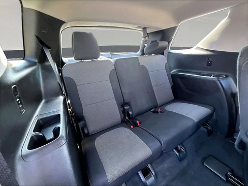 Used 2018 Chevrolet Traverse LT AWD/4WD image 30
