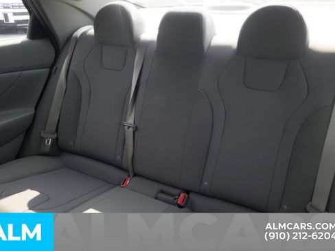 Certified 2026 Hyundai Elantra SE FWD image 16