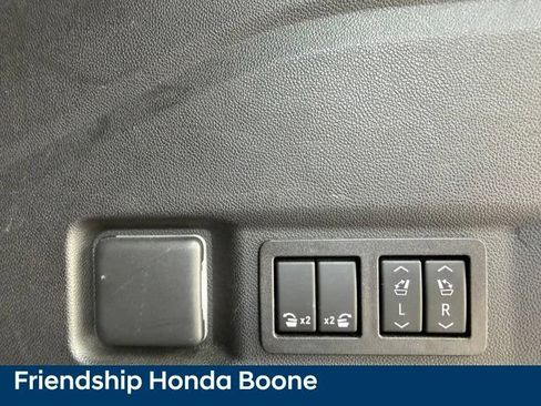 Used 2021 Chevrolet Tahoe Premier w/ Premium Package AWD/4WD image 48