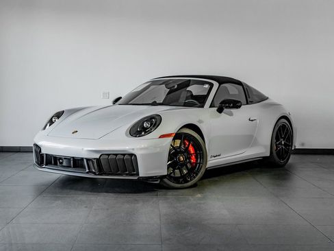 Certified 2025 Porsche 911 Targa 4 GTS AWD/4WD image 1