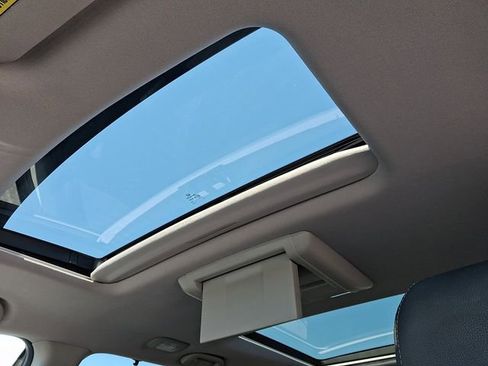 Used 2016 Honda Pilot Elite image 17