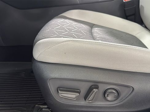 Certified 2025 Toyota RAV4 XLE w/ Convenience Package image 14