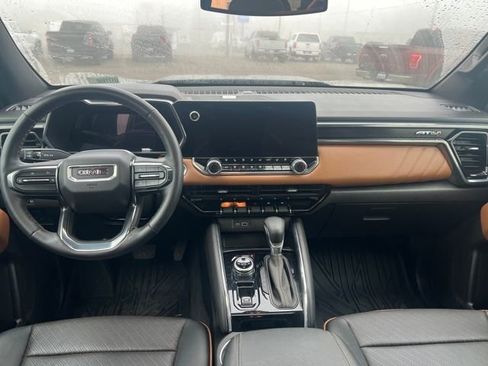 Used 2023 GMC Canyon AT4 w/ AT4 Premium Package image 21