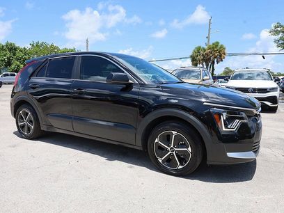 Used 2024 Kia Niro LX