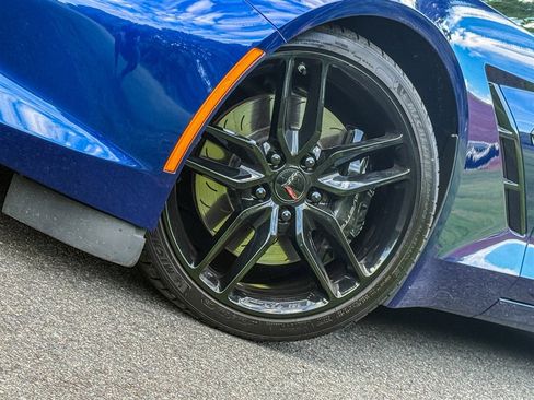 Used 2017 Chevrolet Corvette Stingray Coupe w/ Carbon Flash Badge Package RWD image 10